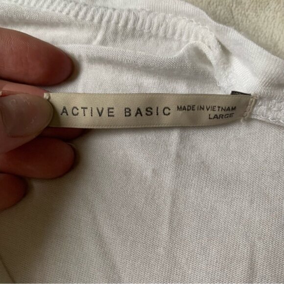 Active Basic White Short Sleevev-Neck T-Shirt - Picture 3 of 3